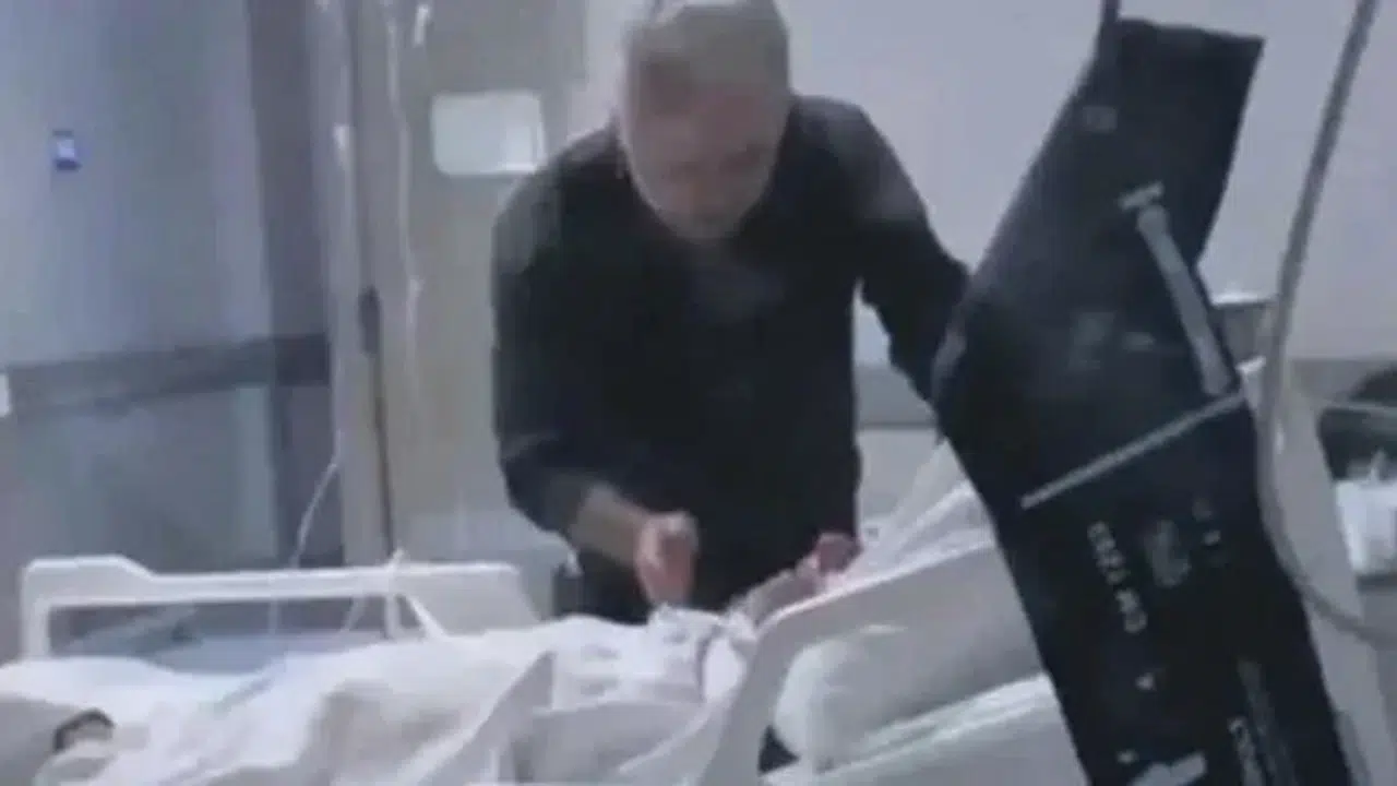 Vicdanı sustu, zorbalığı konuştu: 80 yaşındaki hasta babasına elini kaldırdı!