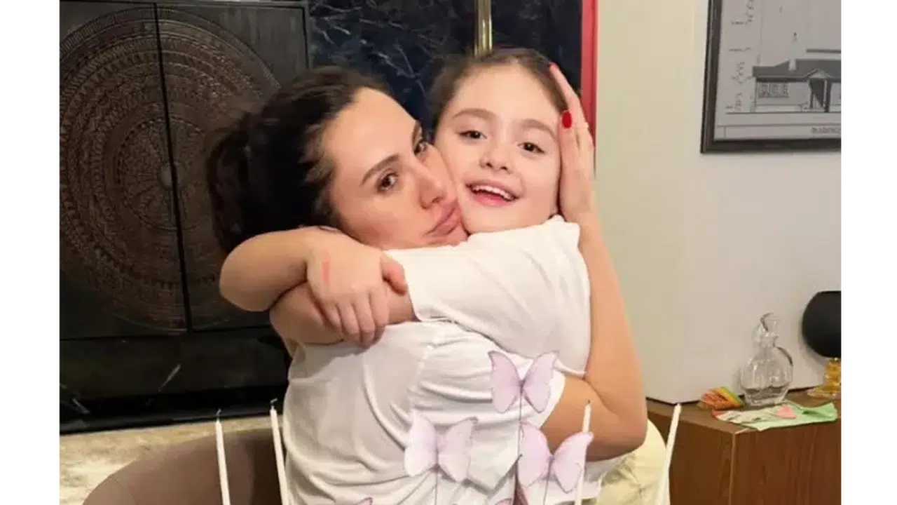 Yılın Babası ve Aşığı... Caner Erkin’den Şükran Ovalı’ya Duygusal Doğum Günü Jesti!