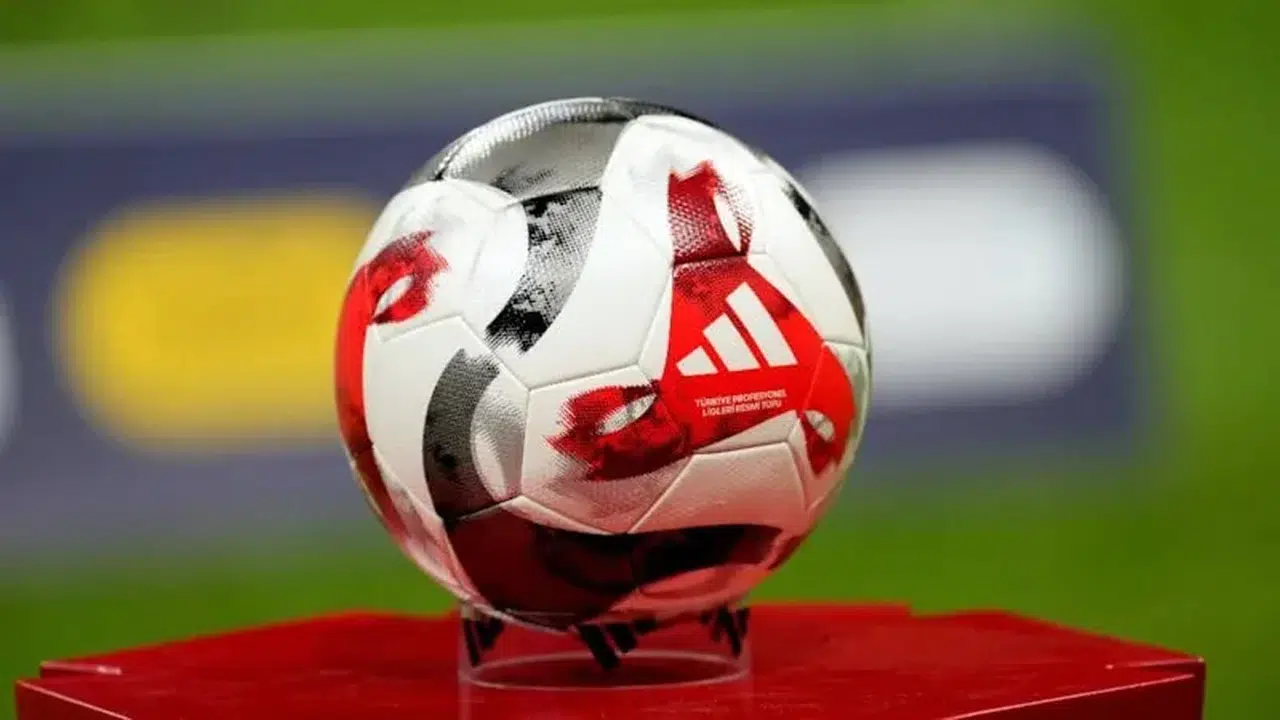 Süper Lig'de yer yerinden oynayacak: İşte 28. haftanın dev programı!