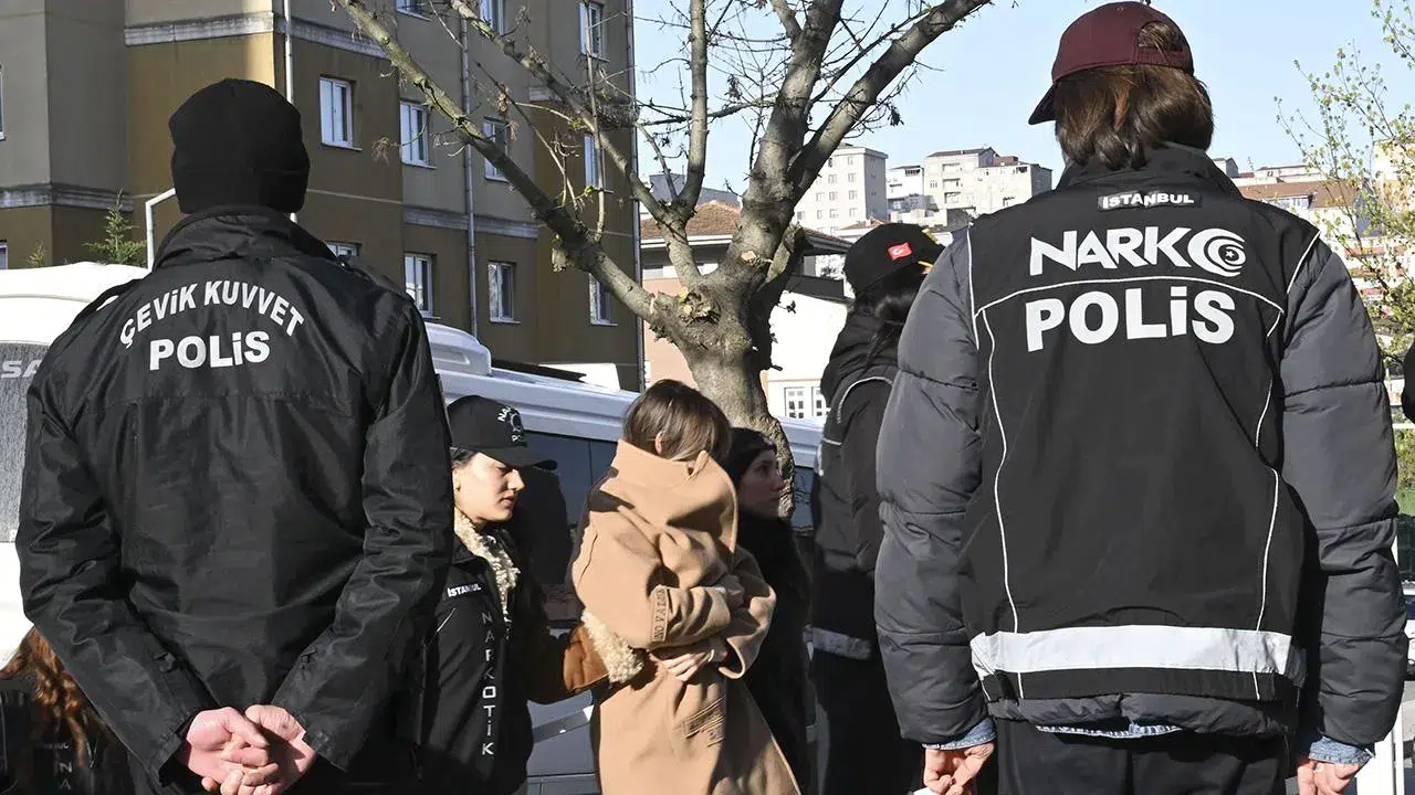 İstanbul’da 'VIP' uyuşturucu operasyonu: Sosyetenin uğrak noktalarında gözaltı yağmuru!