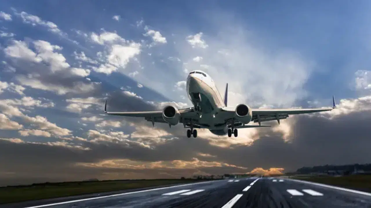 Uçağın kalkmasıyla inmesi bir oldu: 90 saniyede başka bir adadasınız!