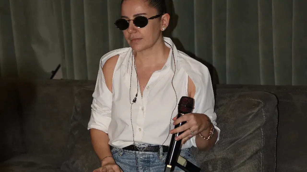 Merve Özbey sahne konseptini ve repertuvarını duyurdu