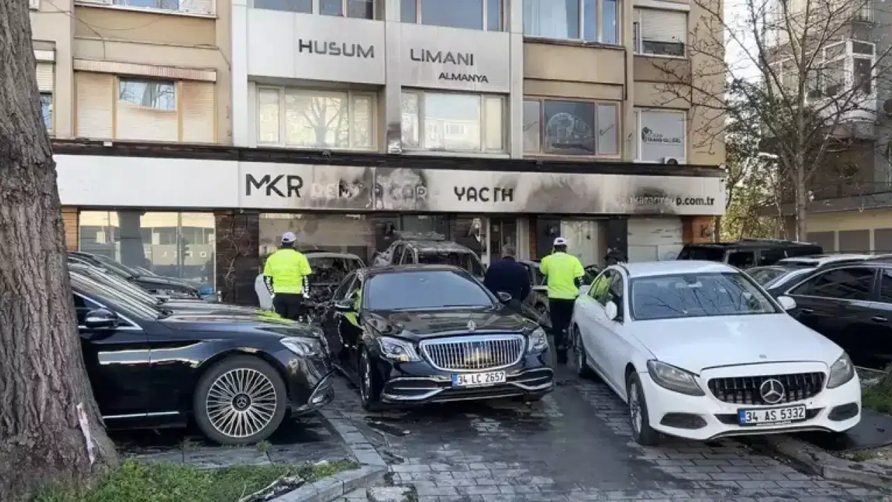 Yurt dışı bağlantılı şantaj çetesi iş başında: 100 milyon lira 1 dakikada kül oldu!