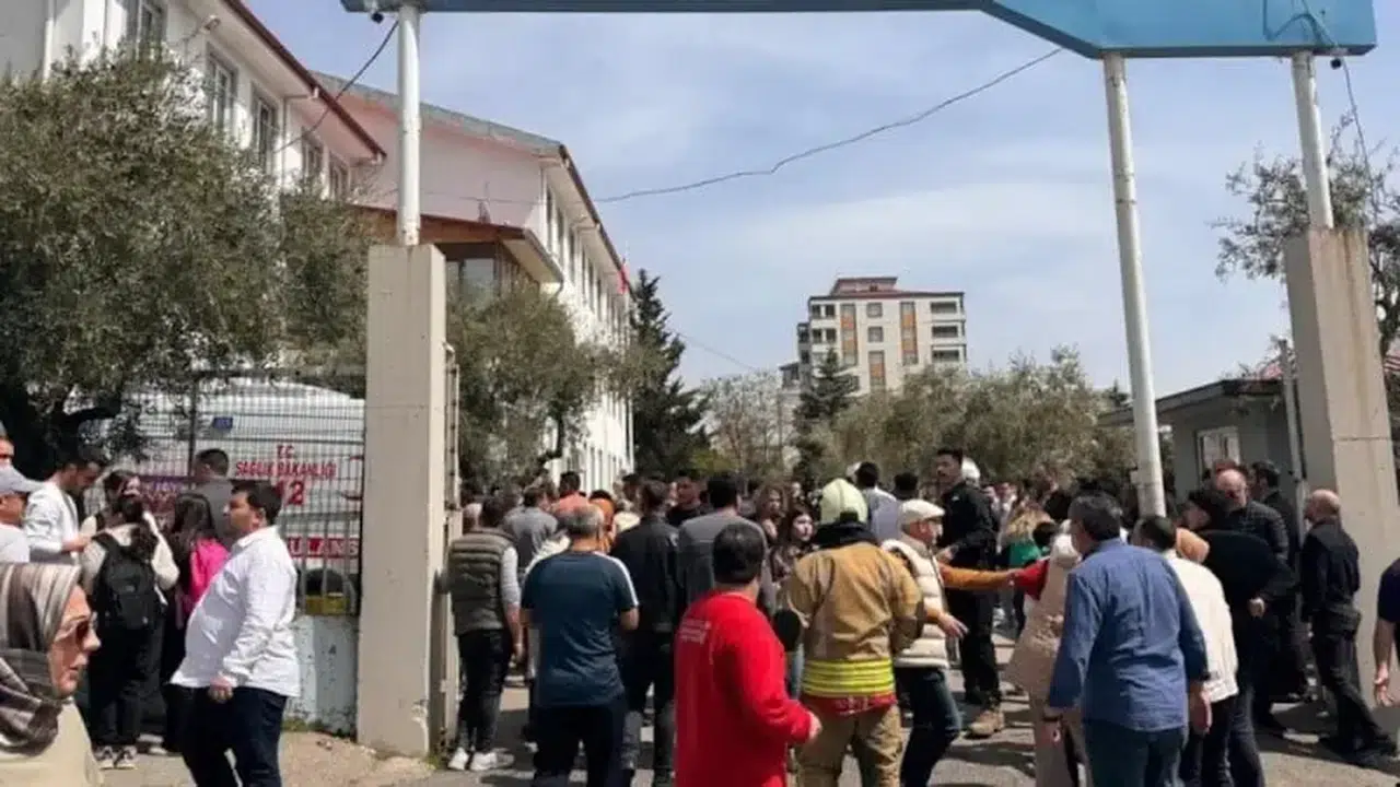 Okullarda 'çelik zırh' dönemi: Bakanlık saat 09.00’da düğmeye basıyor!