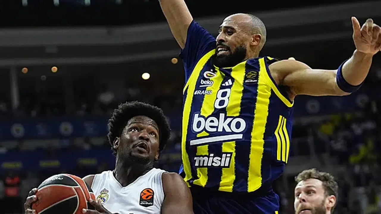 Anadolu Efes Fenerbahçe Beko yayın bilgisi: Hangi kanaldan izlenir, şifresiz yayın var mı, saat kaçta başlayacak?