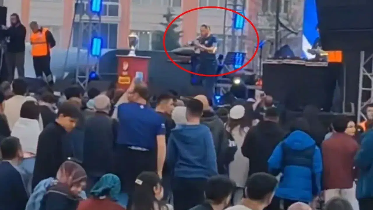 Kadıköy’ün sesi başka sahada: Fenerbahçelileri ayağa kaldıran görüntü!