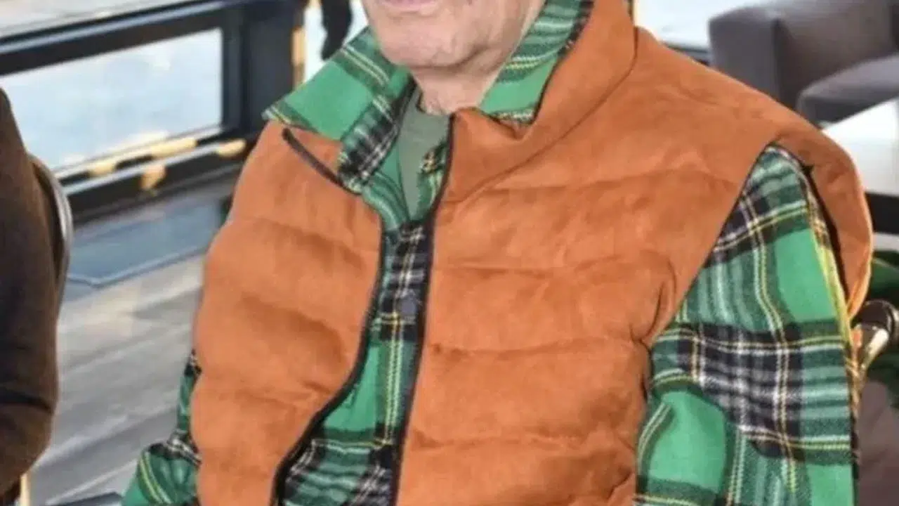 Yeşilçam’ın dev çınarı ayağa kalktı! Kadir İnanır’ın son hali görenleri duygulandırdı