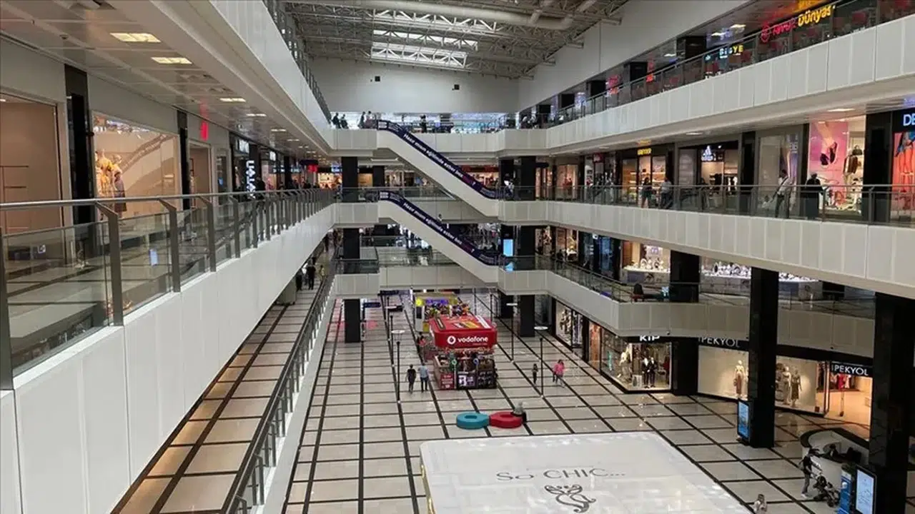 AVM giriş ücreti ne kadar olacak, paralı mı oldu?