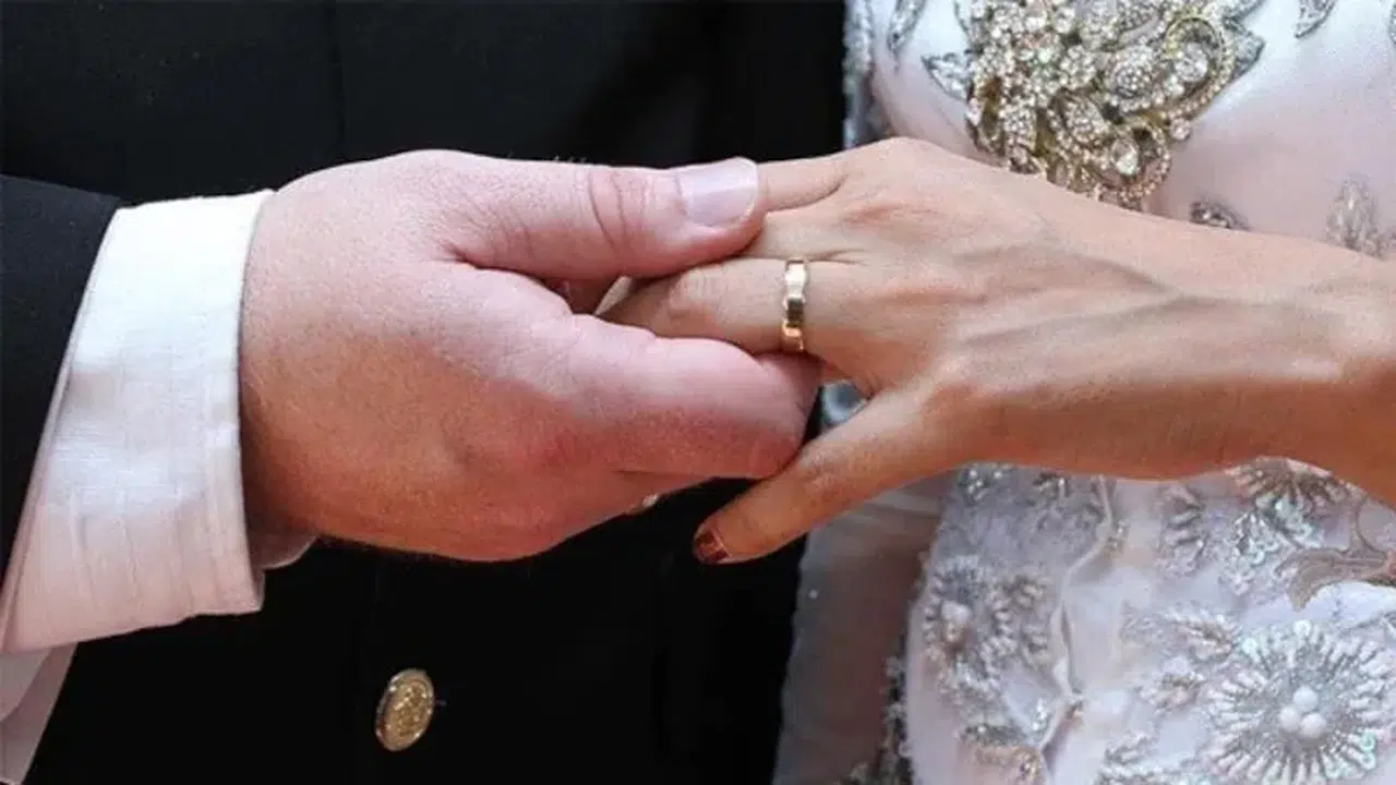 Deprem bölgesinde 'aşk' kazandı: 27 bin çift devlet desteğiyle dünya evine girdi!