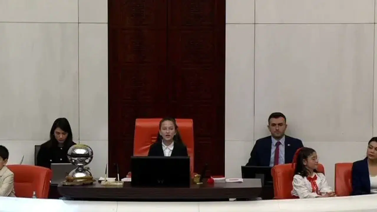 23 Nisan özel oturumuna damga vuran konuşma: Geleceğin Türkiye’sini o çizdi!