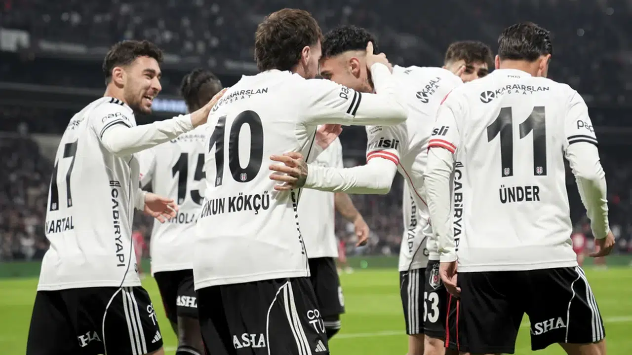 Beşiktaş - Antalyaspor maçında gol yağmuru! Dolmabahçe’de yer yerinden oynadı