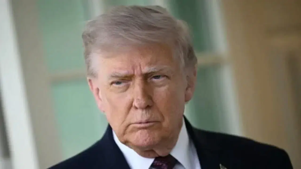 Trump'tan İran'a şok muhtıra... '8 kadını bırakın, karşılığını alın!'