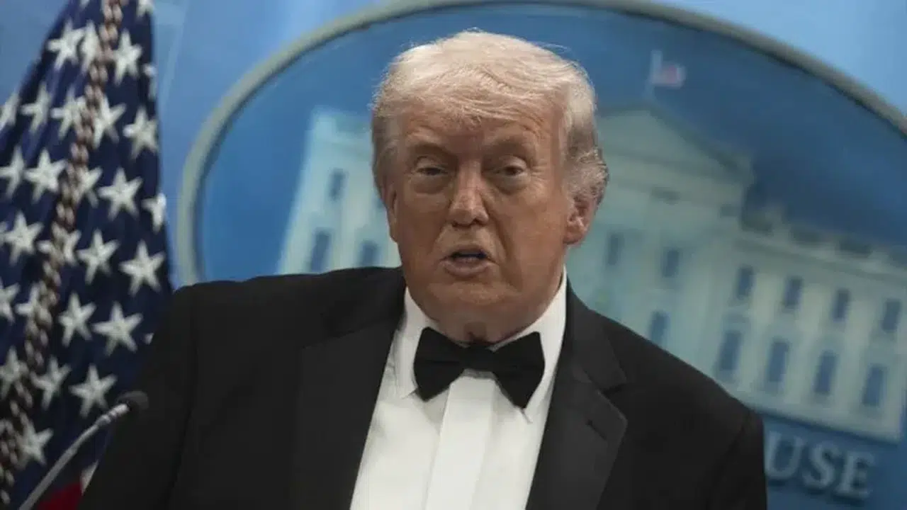 Trump'tan İran'a 'alo' diplomasisi: 18 saatlik uçuş devri bitti!