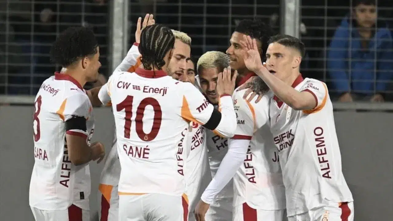 Galatasaray Gençlerbirliği’ni 2-1 mağlup ederek liderliğini perçinledi