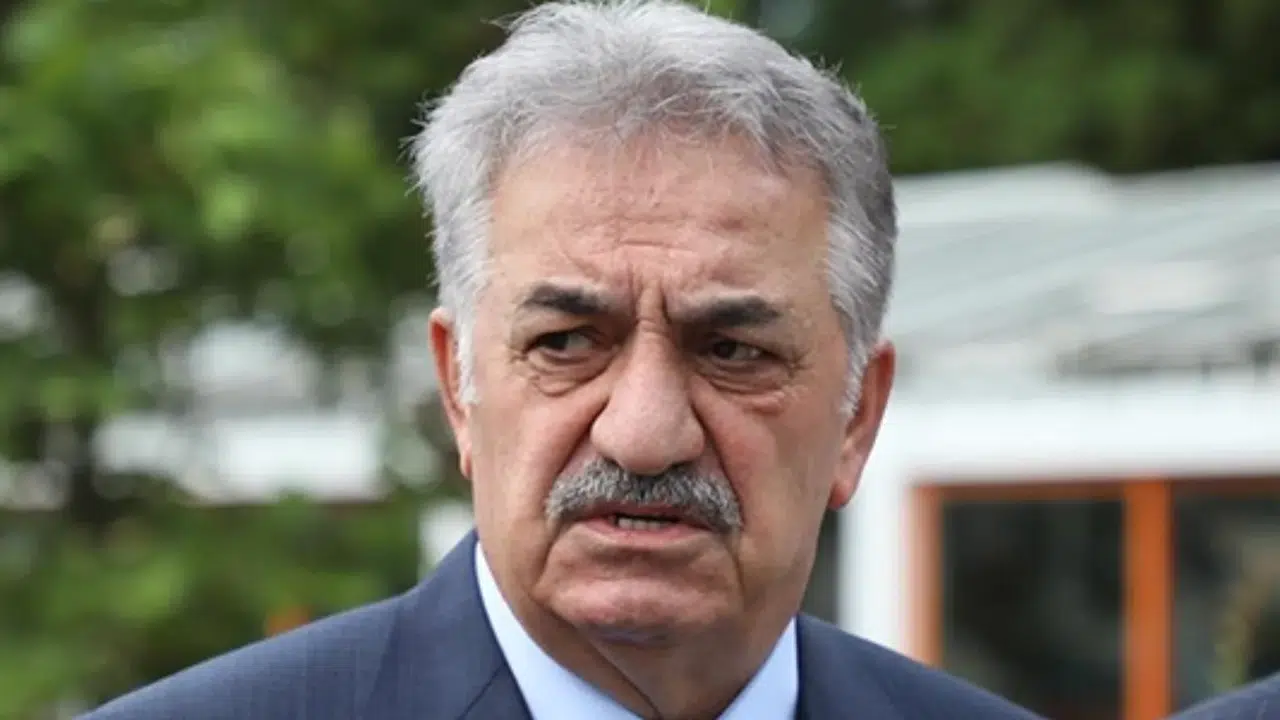 Hayati Yazıcı’dan Özgür Özel’e sert yanıt: 'Yanlışta ısrar etmek anormalliktir!'