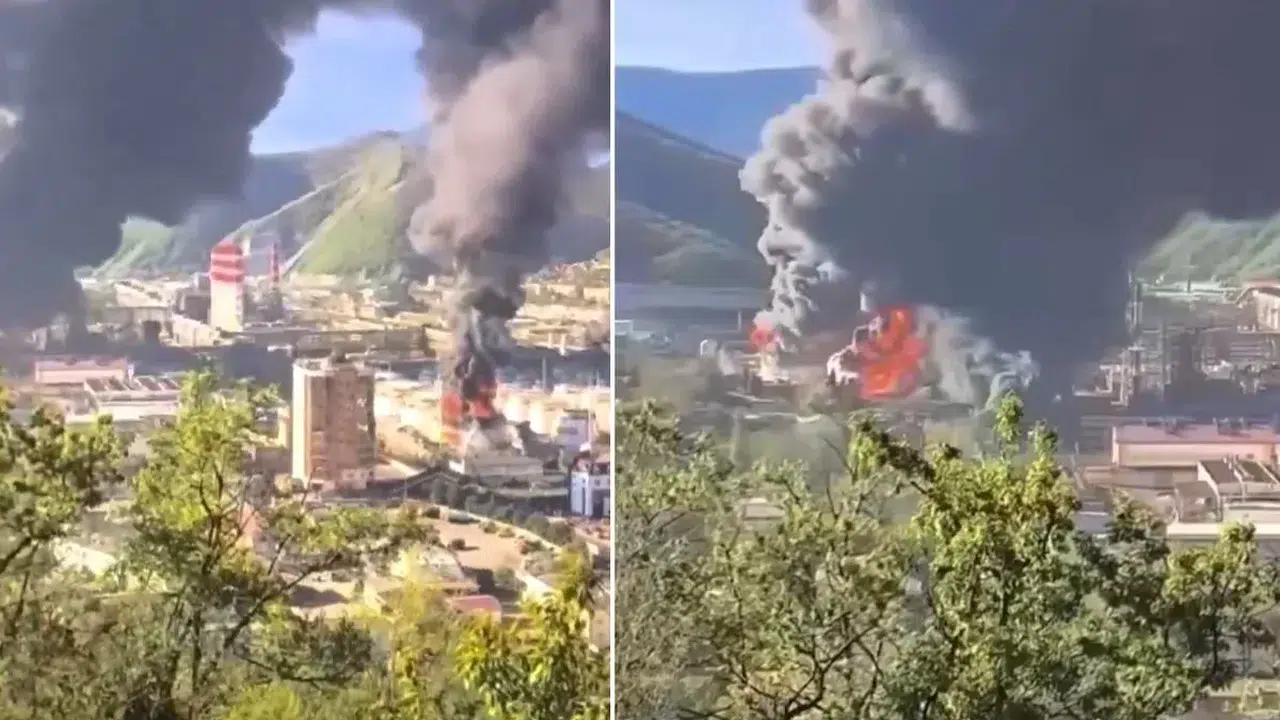 Gökyüzü siyaha boyandı! Rusya'nın dev rafinerisinde büyük patlama