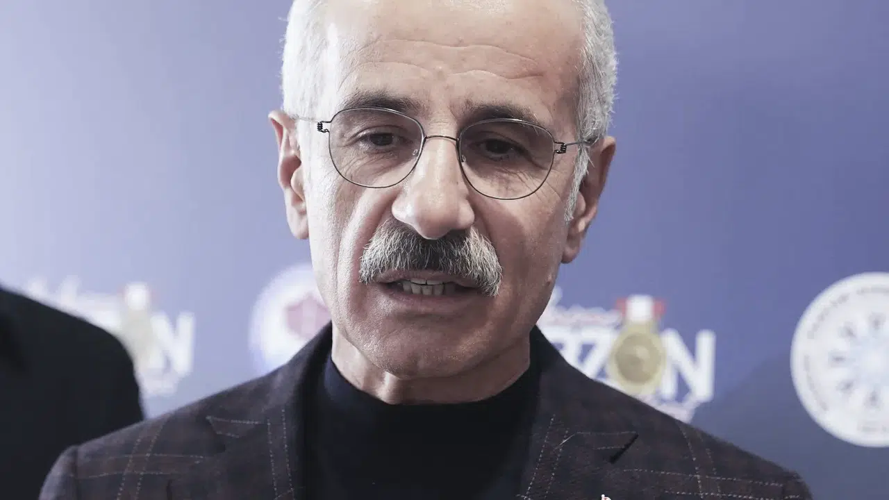 Uraloğlu: 'Türkiye, Suriye ve Ürdün'le demiryolu hattını yenileyecek'