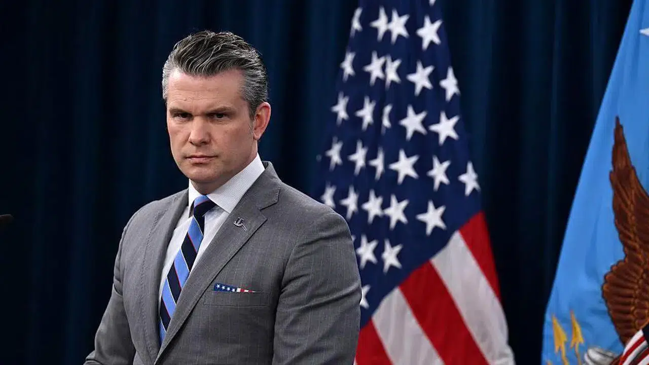 Trump 'İran yaptı' dedi, görüntüler Tomahawk’ı işaret etti: Kanlı okul baskınında şok itiraf!