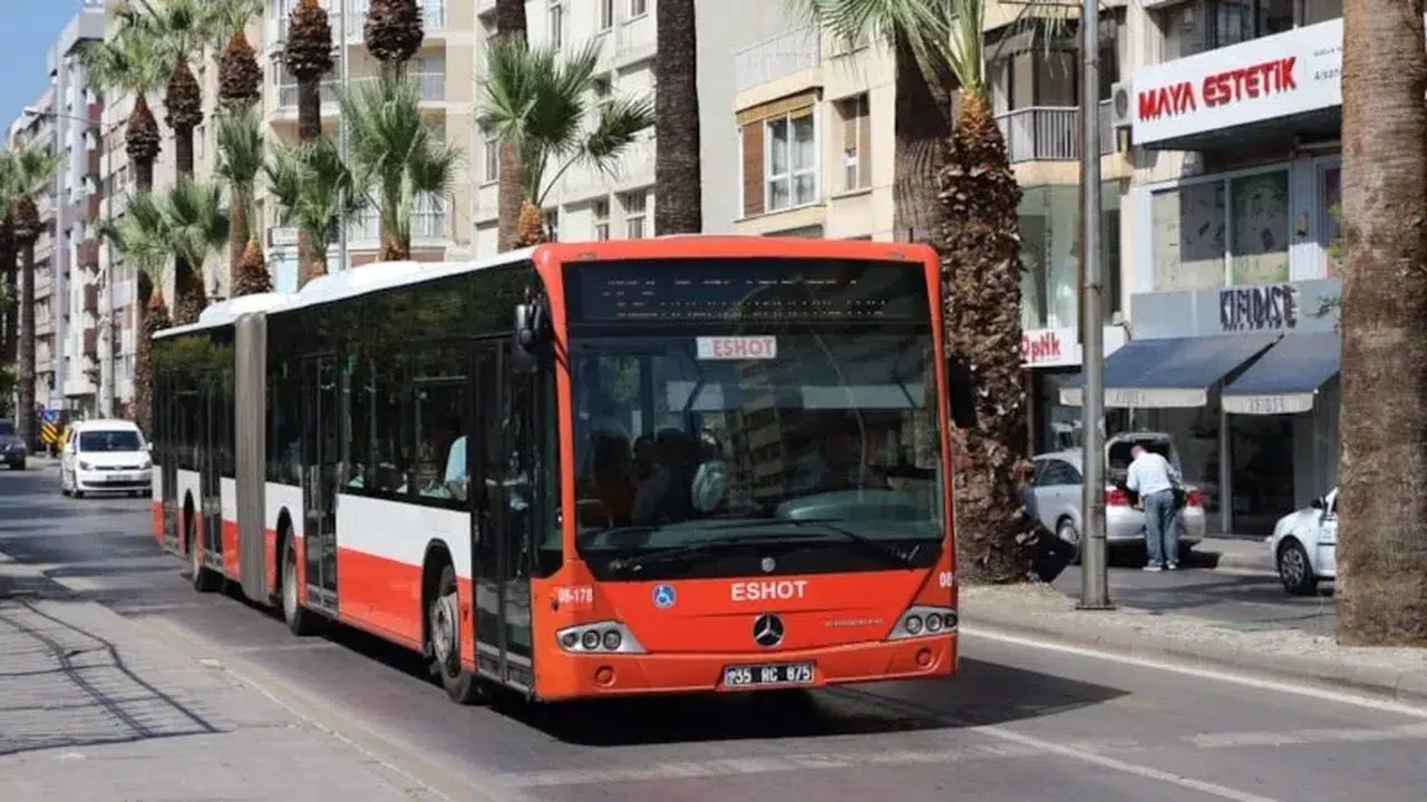 Toplu Taşıma ve Servis Ücretlerinde Artış: İzmir’de Yeni Tarifeler Açıklandı!
