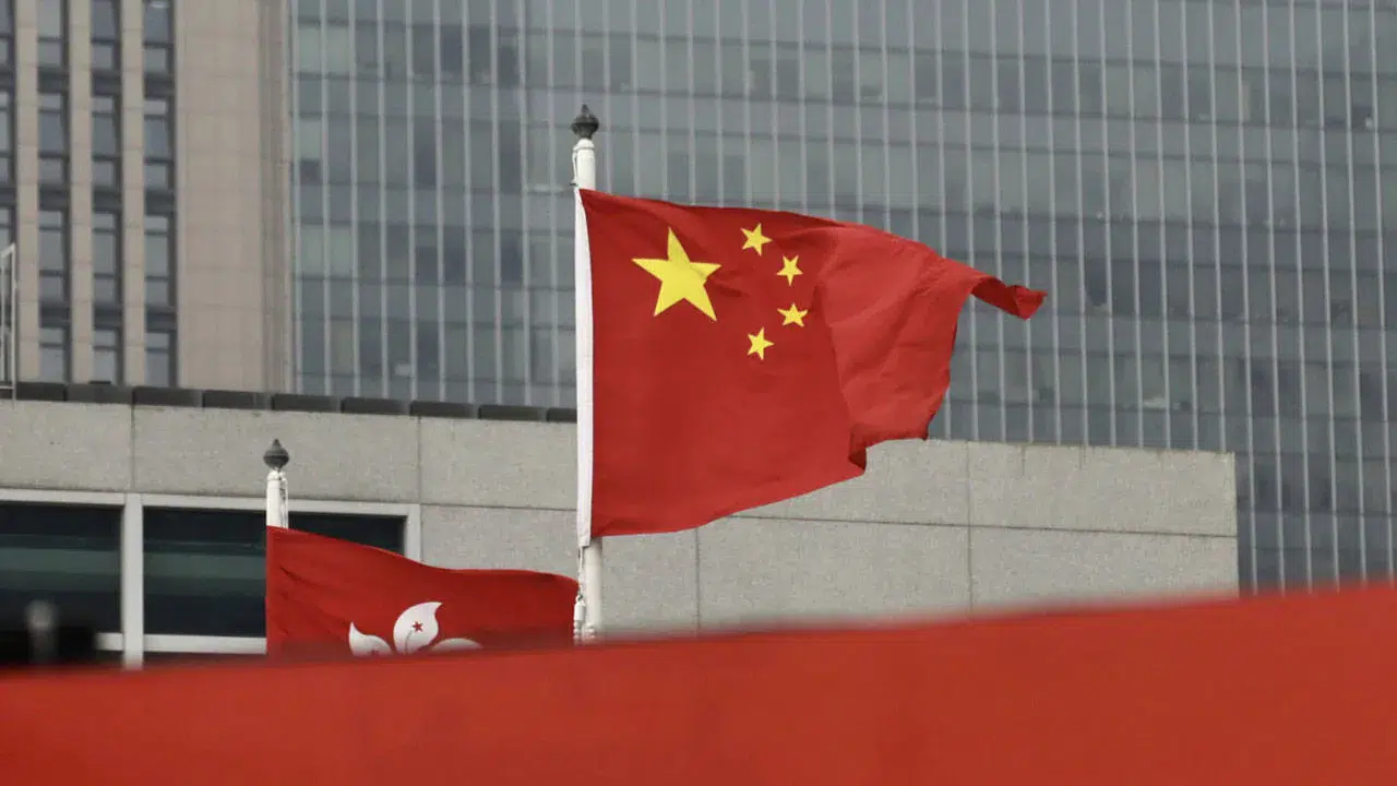 İran’da güvenlik çemberi daralıyor: Çin’den son dakika 'acil terk et' uyarısı!