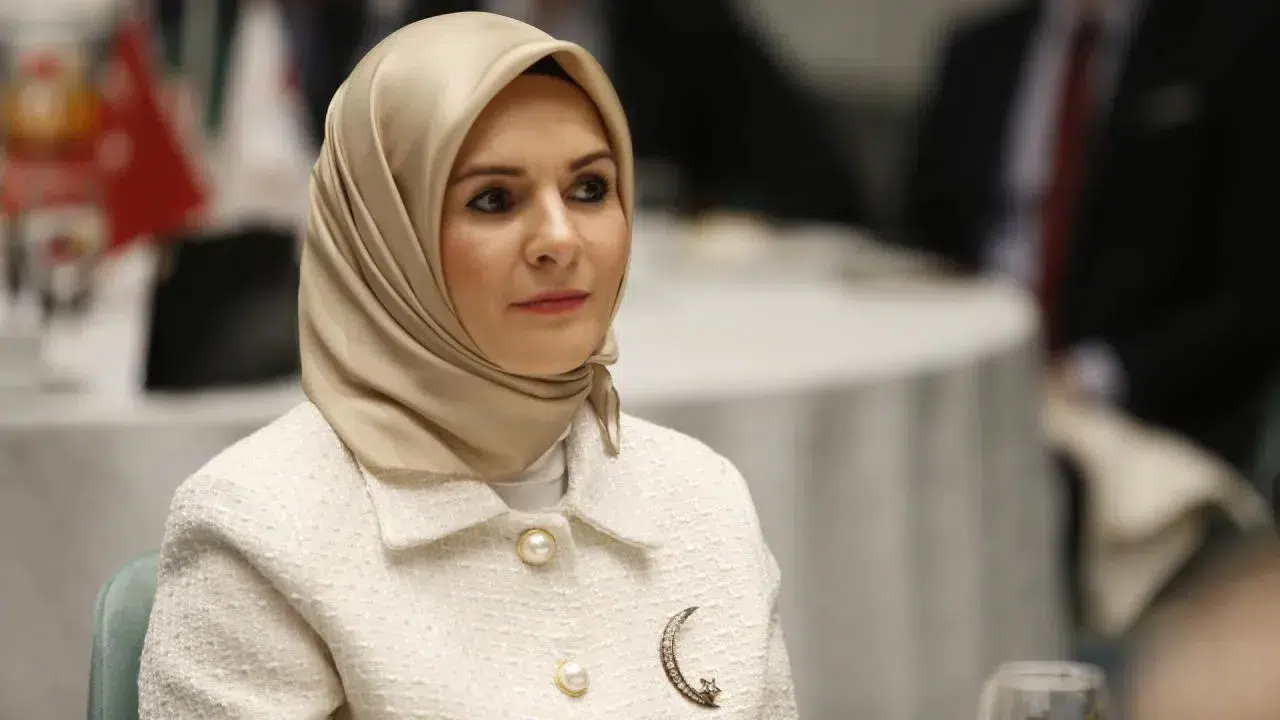 Bakan Göktaş'tan ebeveynlere 'dijital seferberlik' çağrısı: 'Tehlike artık sokakta değil, odalarının içinde'