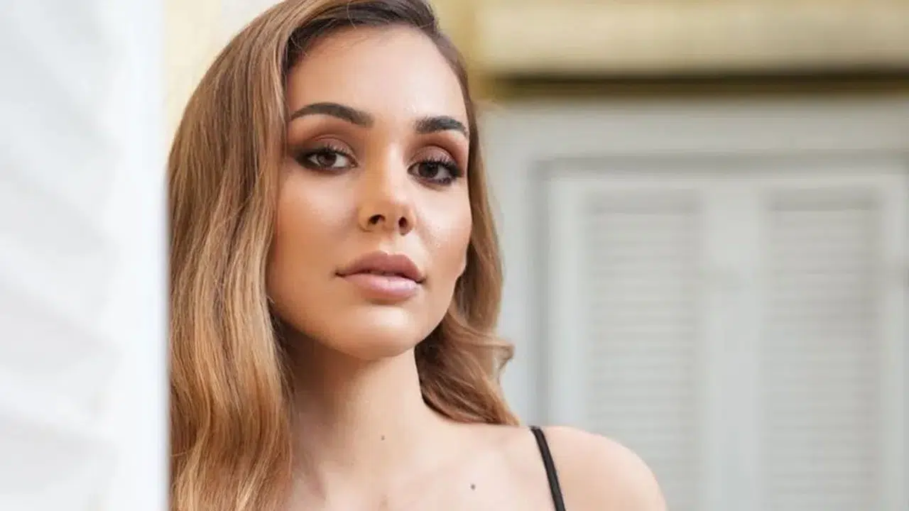 Bedava takip bitti! Berfu Yenenler de Instagram'da paralı aboneliğe geçti