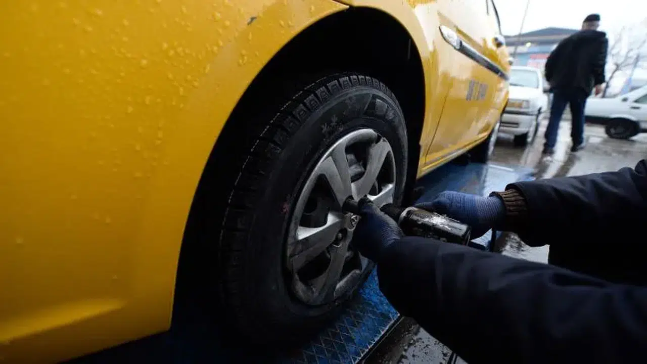 Milyonlarca sürücü için geri sayım: 15 Nisan'da zorunluluk bitiyor! Değiştirmeyen yandı