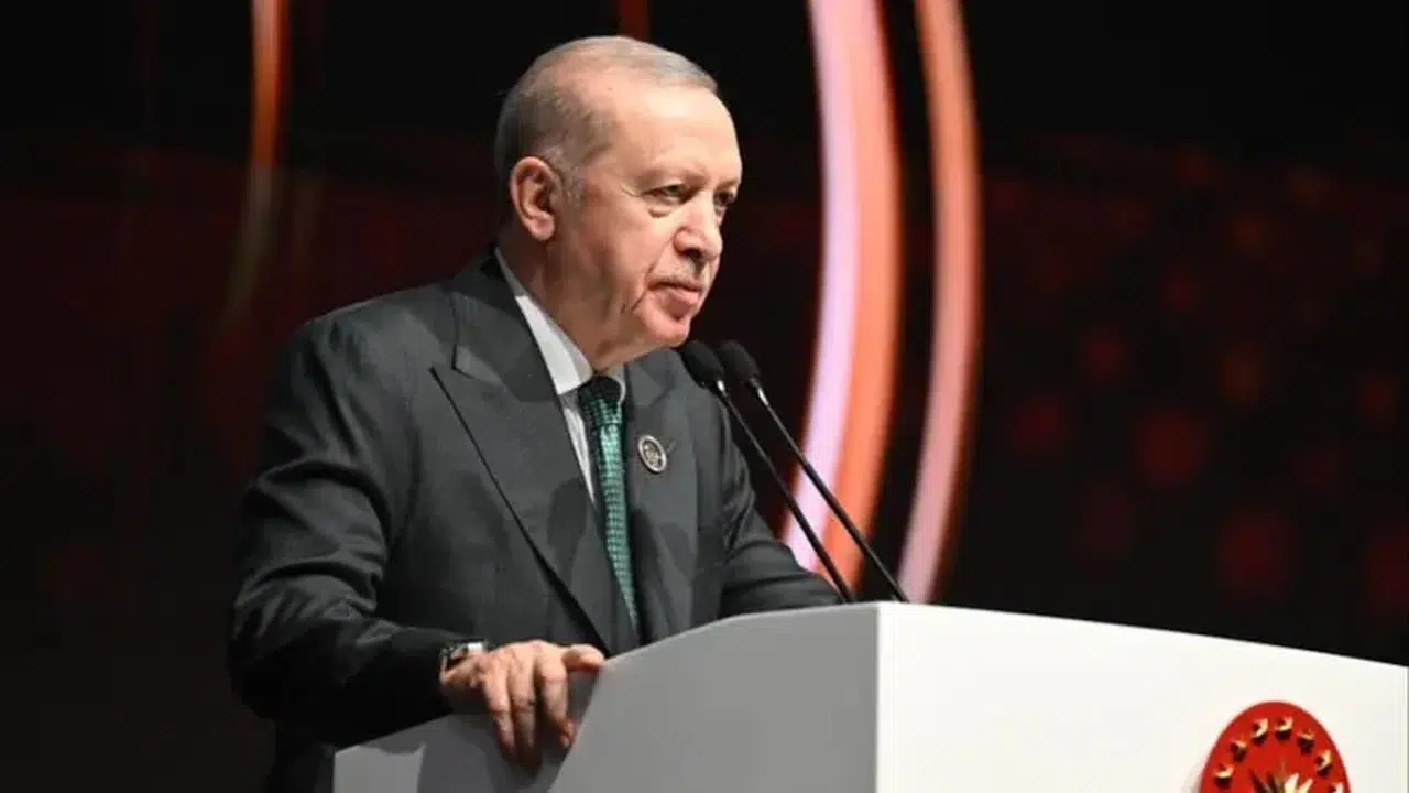 Diplomasinin kalbi Antalya'da atıyor: Cumhurbaşkanı Erdoğan'dan ABD-İran ateşkesine ilk yorum!