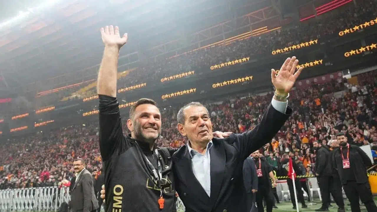 'Bu kupa camiamıza armağan olsun' Dursun Özbek mutluluğunu paylaştı!