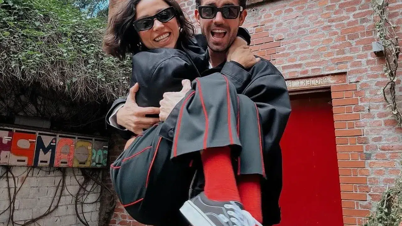 'Sana çok aşığım' demişti! Zeynep Bastık ve Serkay Tütüncü evlilik yolunda ilk adımı attı