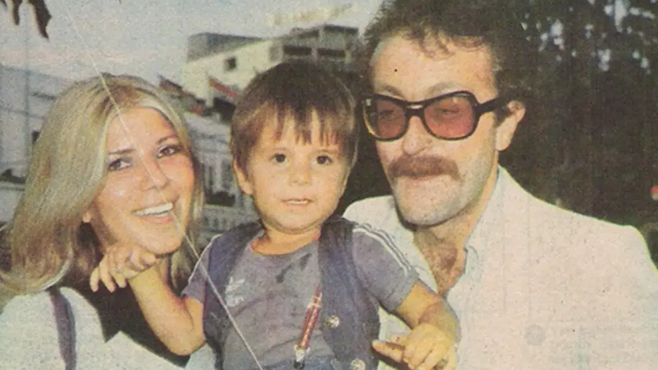 Mehmet Emrah Karaca mesleği ne, Cem Karaca’nın oğlu kim, kaç yaşında, nereli, evli mi, ne iş yapıyor?