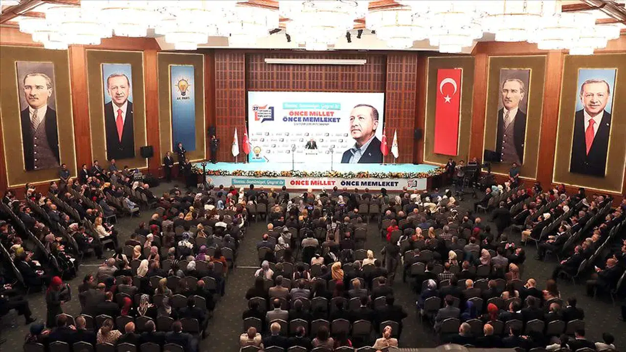 Türkiye yüzyılı vizyonu için büyük istişare: 33. geleneksel AK Parti kampı toplanıyor