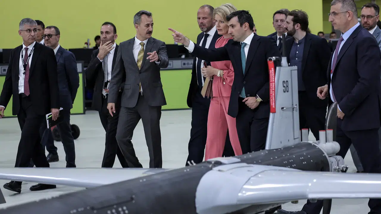 Belçika Kraliçesi Mathilde’den Baykar’a yüksek düzeyli ziyaret