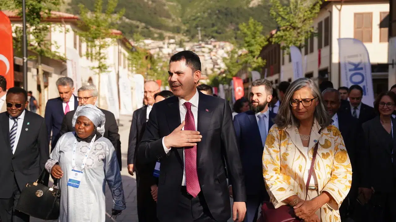 Hatay sokaklarında COP31 rüzgarı: Küresel liderler yenilenen şehre hayran kaldı!