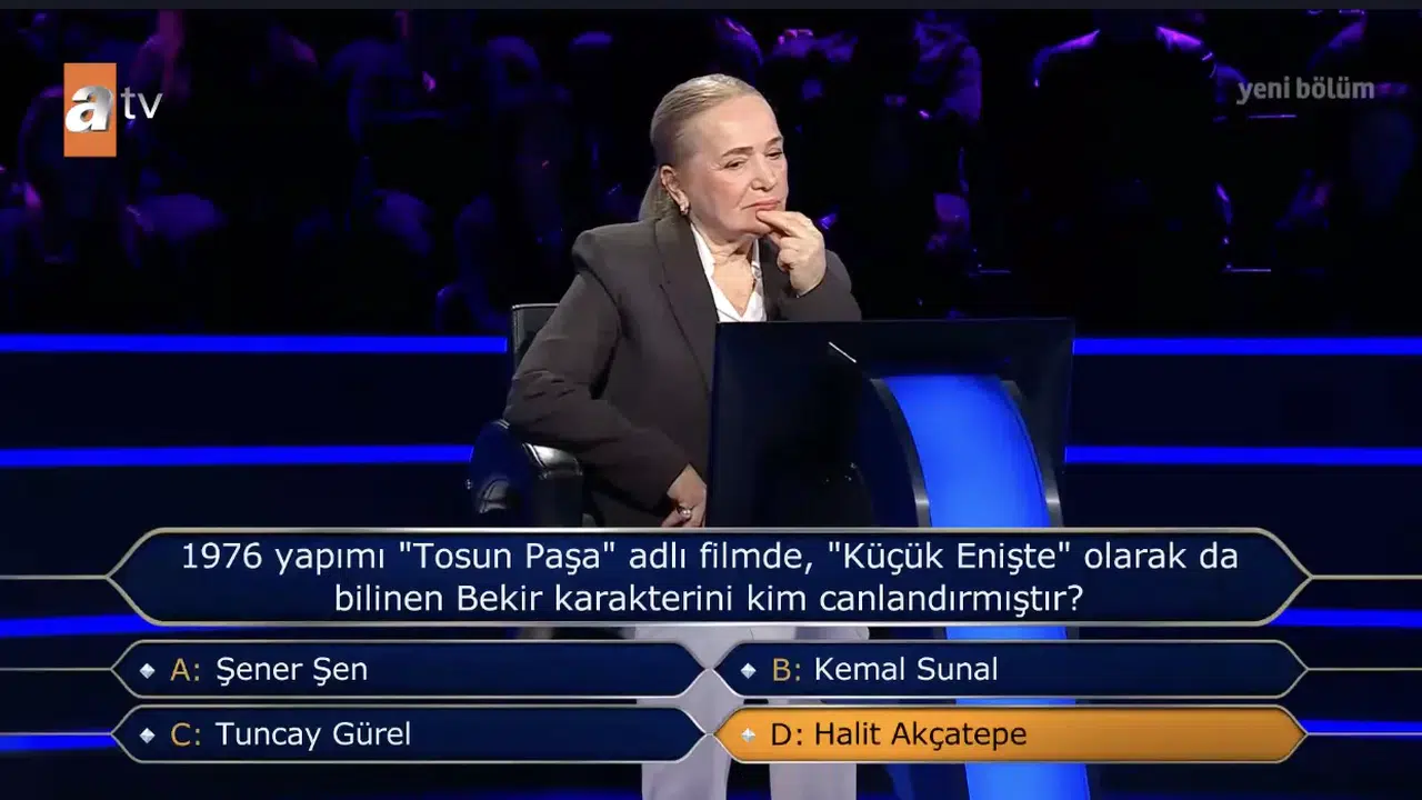 1976 yapımı Tosun Paşa adlı filmde 'Küçük Enişte' olarak da bilinen Bekir karakterini kim canlandırmıştır?