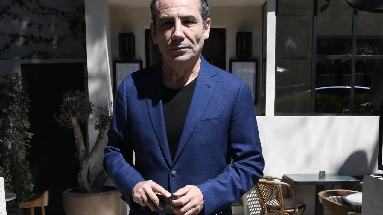 Ferhat Göçer uyardı: Yapay zeka müzik sektöründe 8 milyar dolar kayıp yaratacak