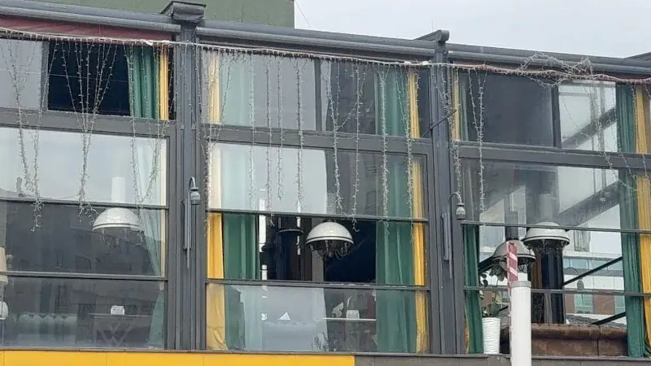Esenyurt'ta kafeye el bombalı saldırı düzenleyen 17 yaşındaki zanlı yakalandı!