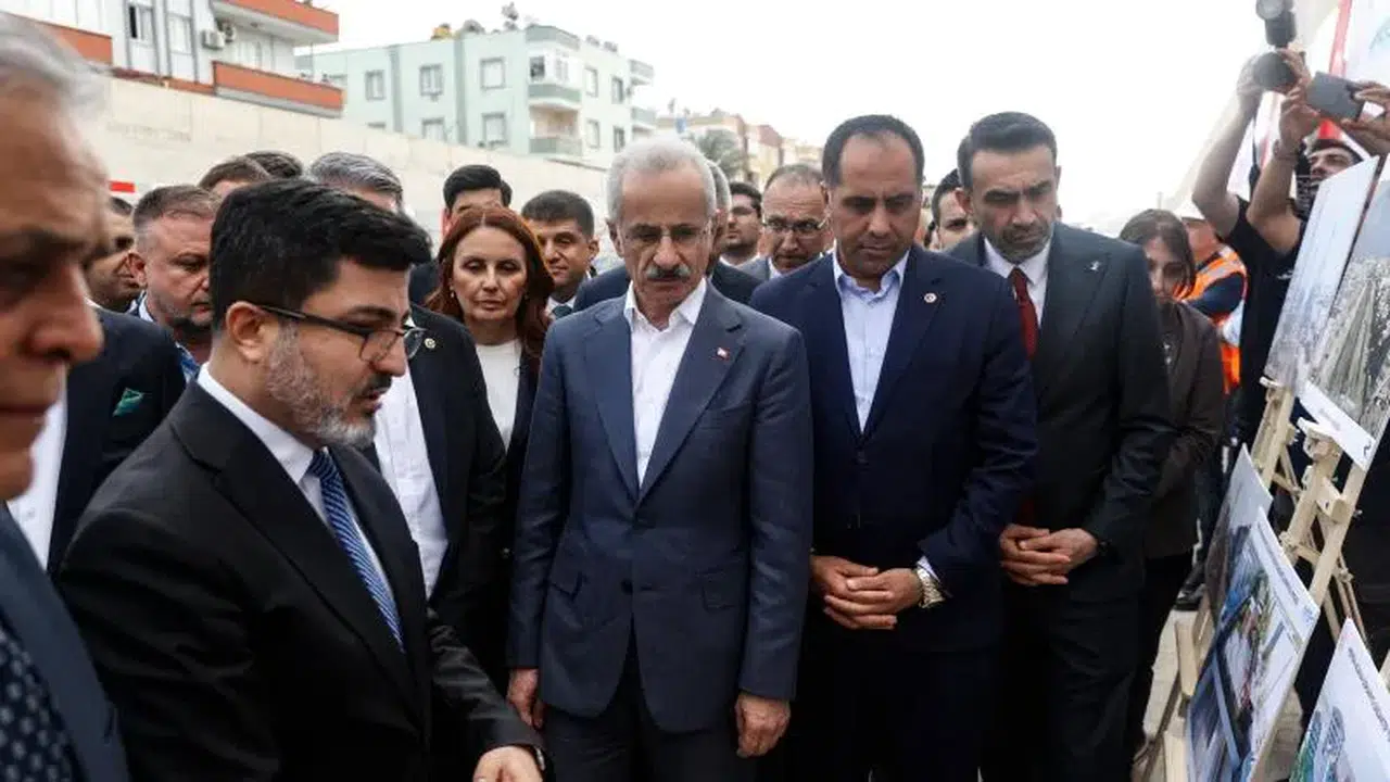 Bakan Uraloğlu’ndan müjde: Mersin-Adana hızlı treni için test tarihi belli oldu!