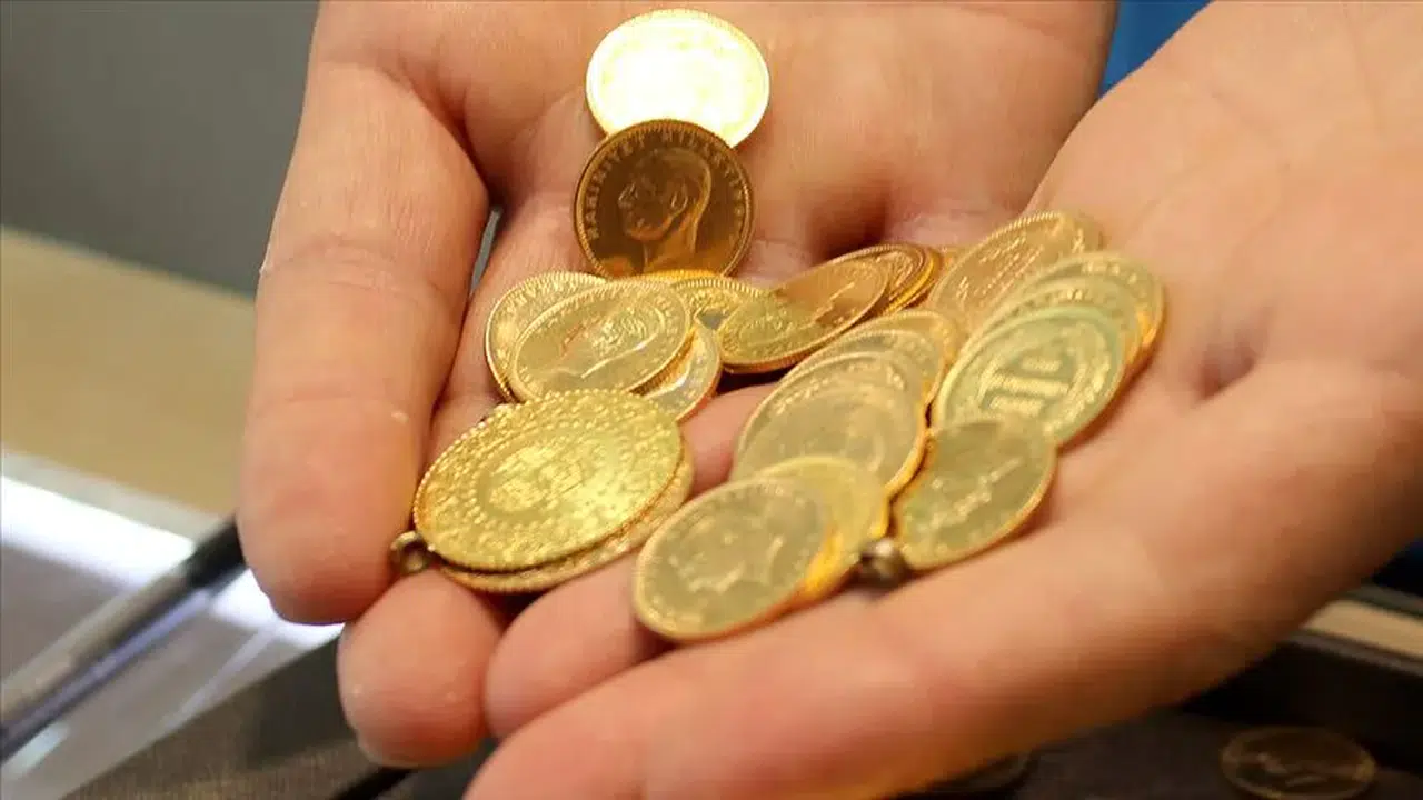 Piyasalarda altın fırtınası: Rekor üstüne rekor geliyor!