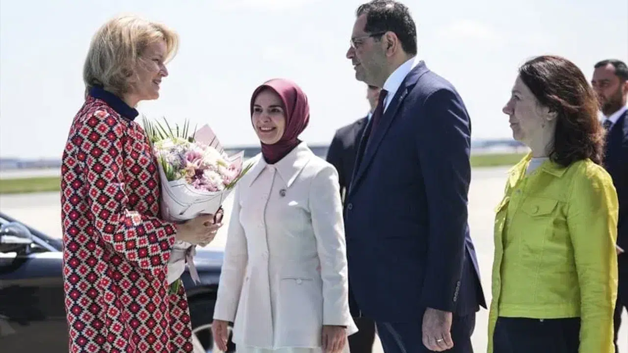İstanbul’da kraliyet töreni: Kraliçe Mathilde 428 şirketle Türkiye’ye çıkarma yaptı!