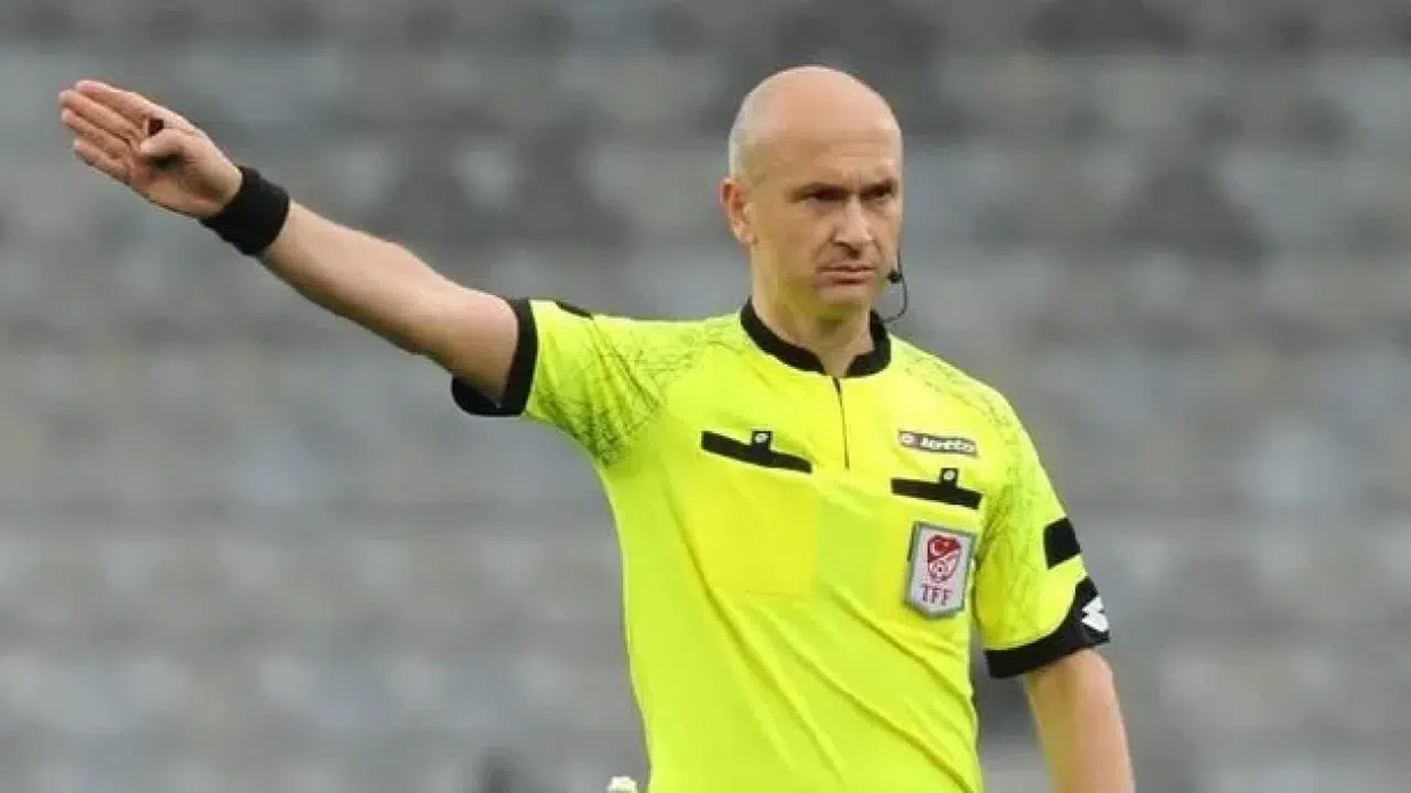 Beşiktaş-Trabzonspor derbisinin VAR hakemi kim? Erkan Engin kaç yaşında, hangi maçları yönetti?