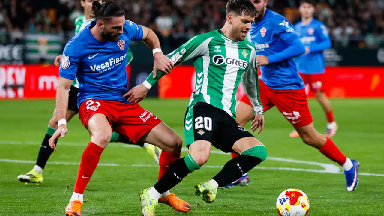 Real Betis - Elche maçı saat kaçta ve hangi kanalda? Şifresiz yayın var mı, canlı izleme ve ilk 11’ler belli mi?