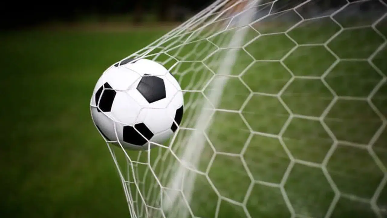 3 Mayıs bu akşam hangi maçlar var? Süper Lig’de kim var, derbi var mı, Avrupa maçları hangileri, saat kaçta?