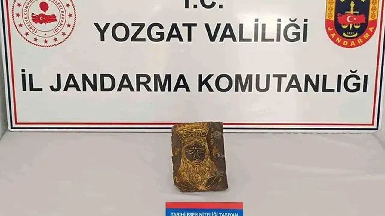 Yozgat'ta milyon dolarlık operasyon: Paha biçilemeyen o kitap ele geçirildi!