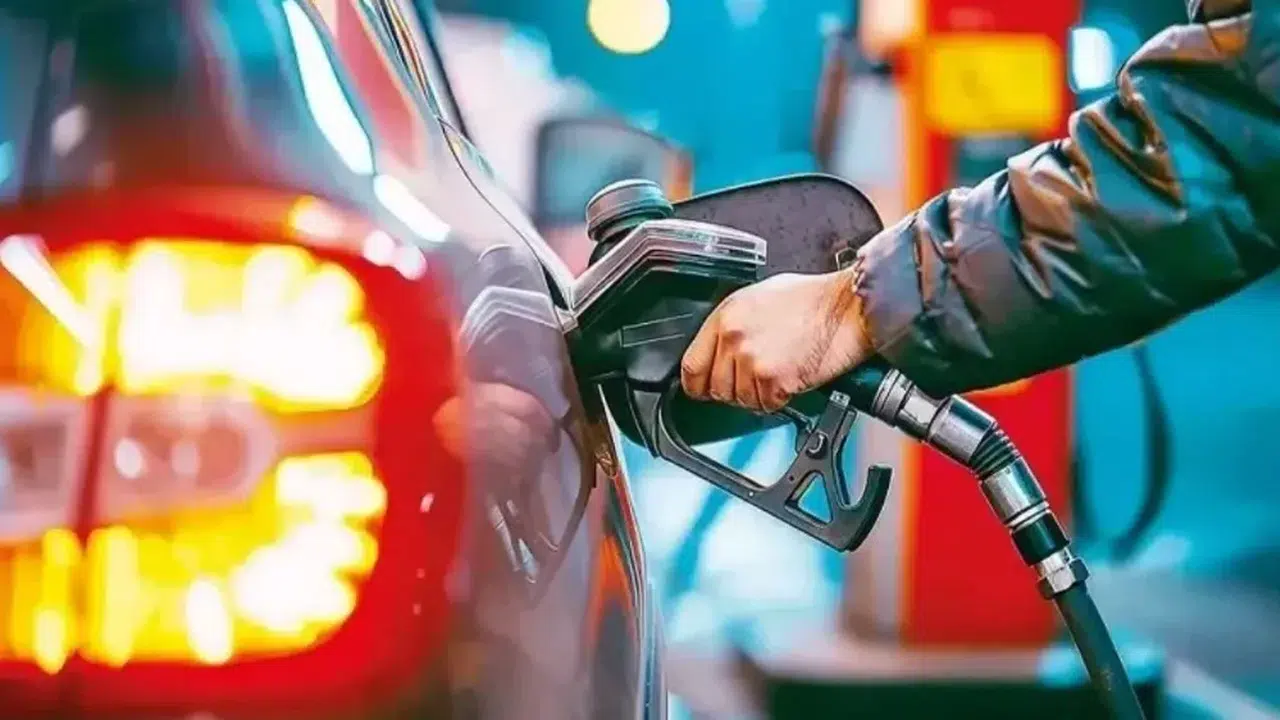 Akaryakıt fiyatlarında son durum 5 Mayıs 2026: Benzin ve motorin kaç tl, LPG arttı mı, istanbul ankara izmir fiyatları ne kadar?