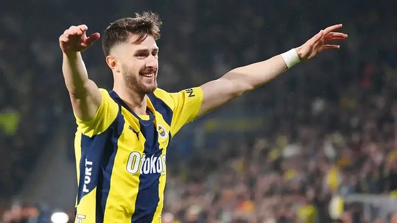 Fenerbahçe'de ayrılık kapıda! Milli yıldız bavullarını topladı, rotası Avrupa