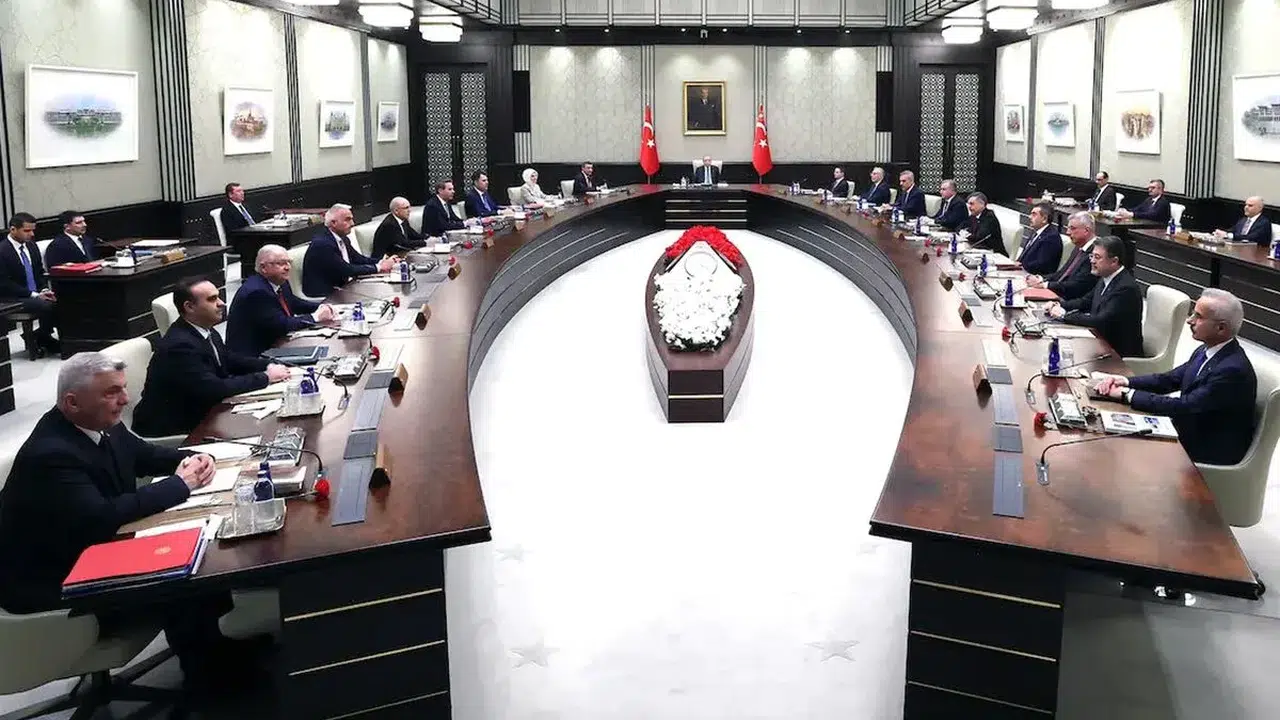 Kabine Toplantısı sonrası 'Terörsüz Türkiye' ve tatil açıklaması!