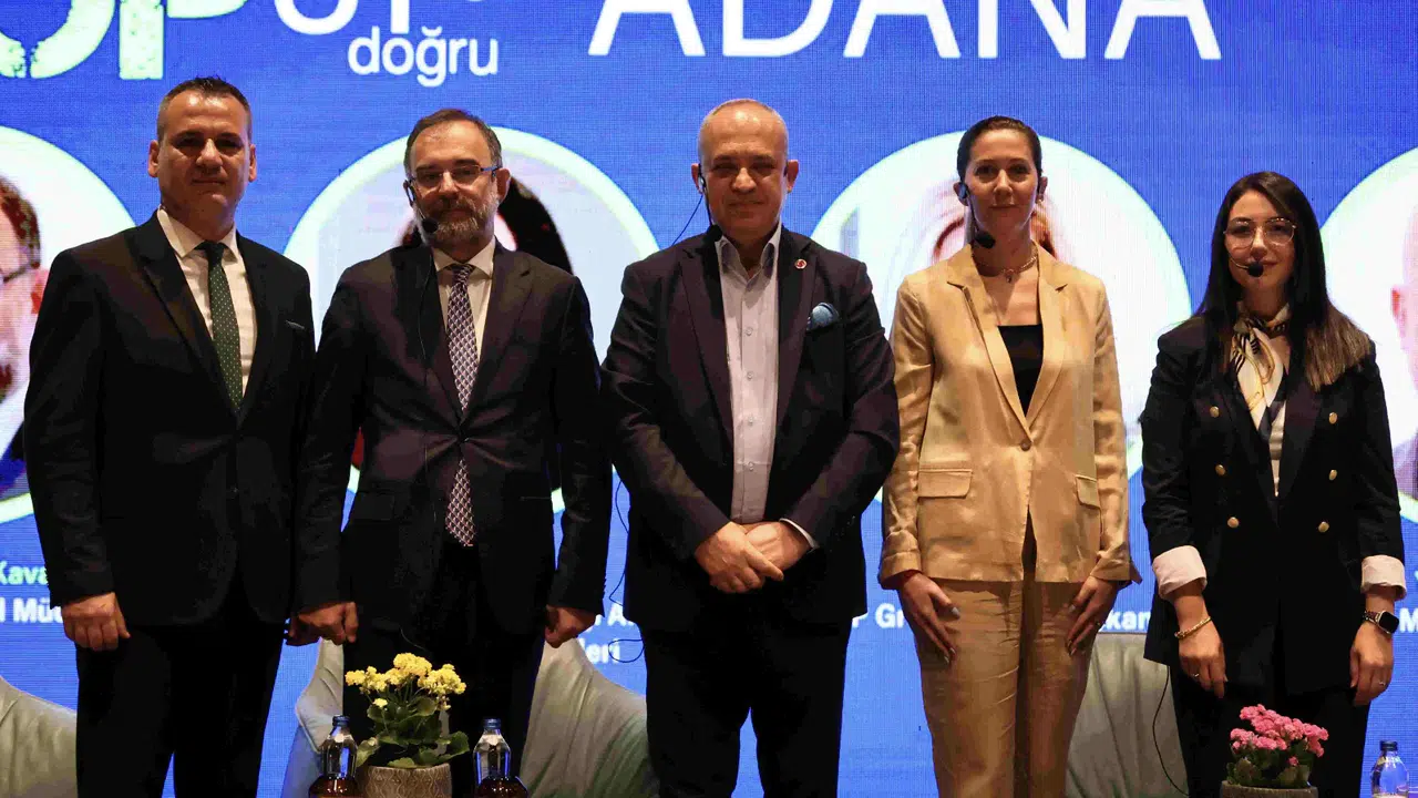 Adana Sürdürülebilirlik Konferansı yeşil dönüşüm gündemiyle toplandı