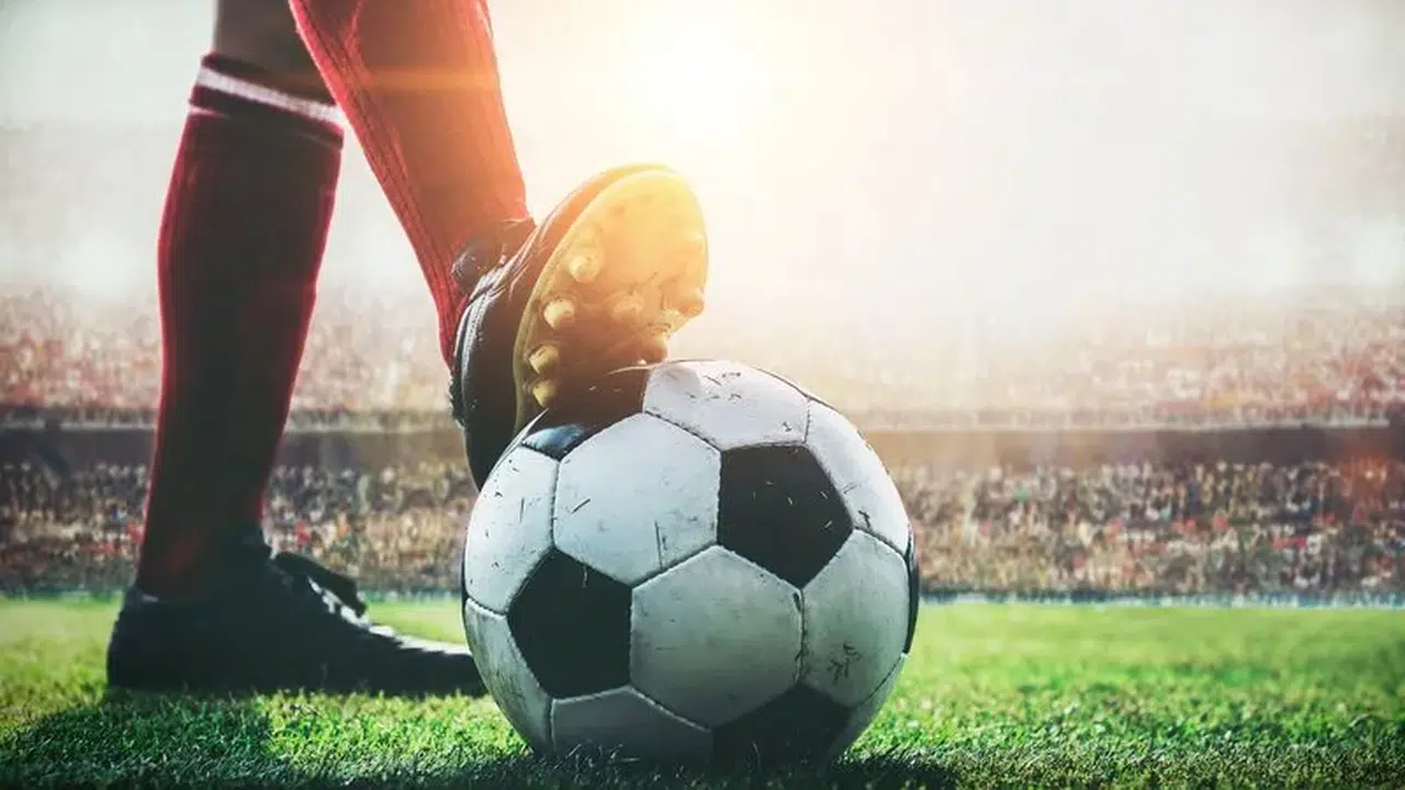 10 Mayıs bugün kimin maçı var? Barcelona-Real Madrid hangi kanalda, Milan-Atalanta saat kaçta, nereden izlenir?