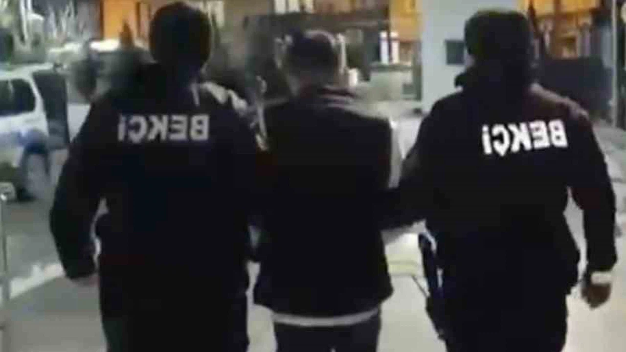 Bursa'da 21 Yıl hapisle aranıyordu! Hırsızlık firarisi polis ekiplerine takıldı